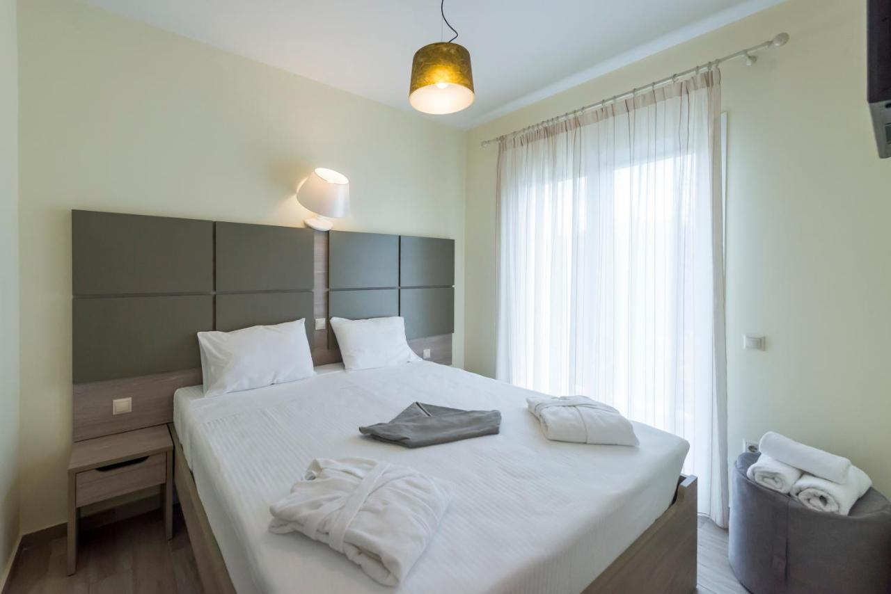 Venus Villa With Private Pool, 2Min To The Beach Finikounta Exterior foto